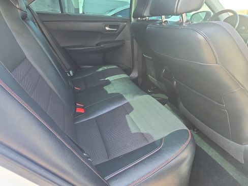 Used 2017 Toyota Camry SE FWD image 23