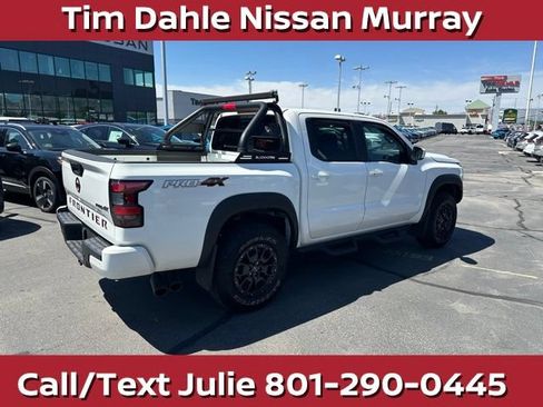 Used 2023 Nissan Frontier PRO-4X w/ Technology Package AWD/4WD image 12