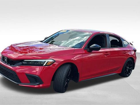 Used 2022 Honda Civic Sport image 3