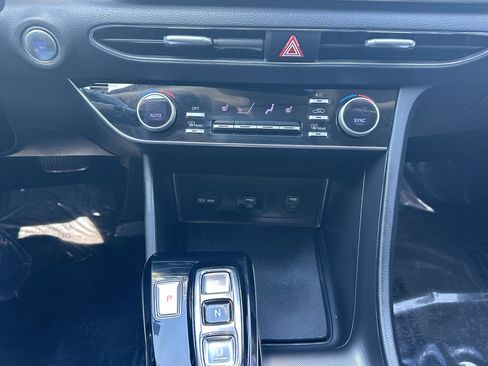 Used 2023 Hyundai Sonata SEL FWD image 25