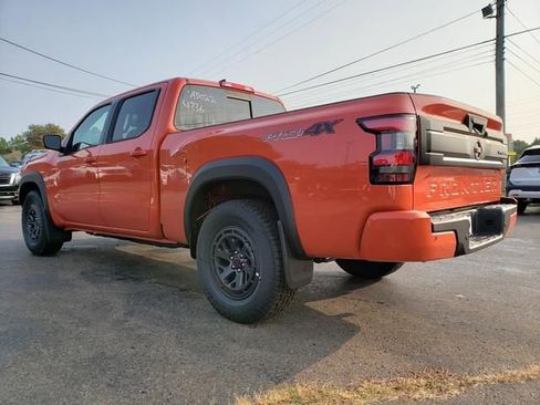 New 2025 Nissan Frontier PRO-4X w/ Interior Protection Package image 7