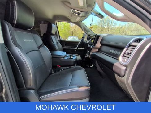 Used 2024 RAM 2500 Laramie AWD/4WD image 29