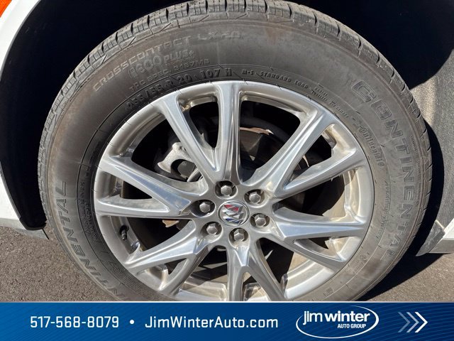 Used 2023 Buick Enclave Essence w/ Experience Buick Package AWD/4WD image 3