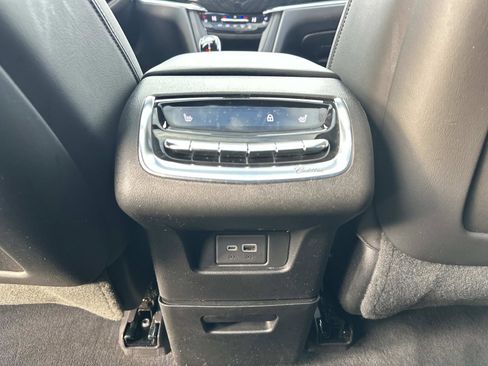 Used 2020 Cadillac XT6 Premium Luxury image 16