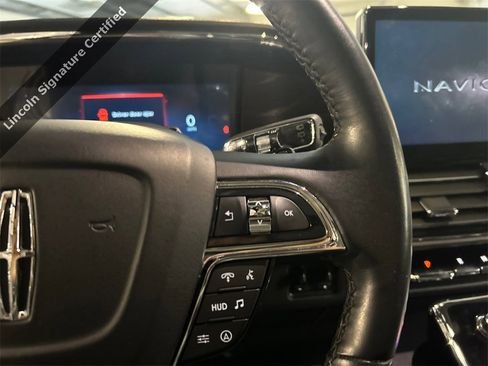 Certified 2023 Lincoln Navigator Reserve image 13