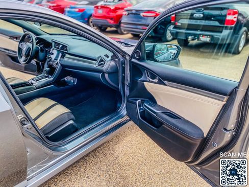 Used 2019 Honda Civic EX image 15