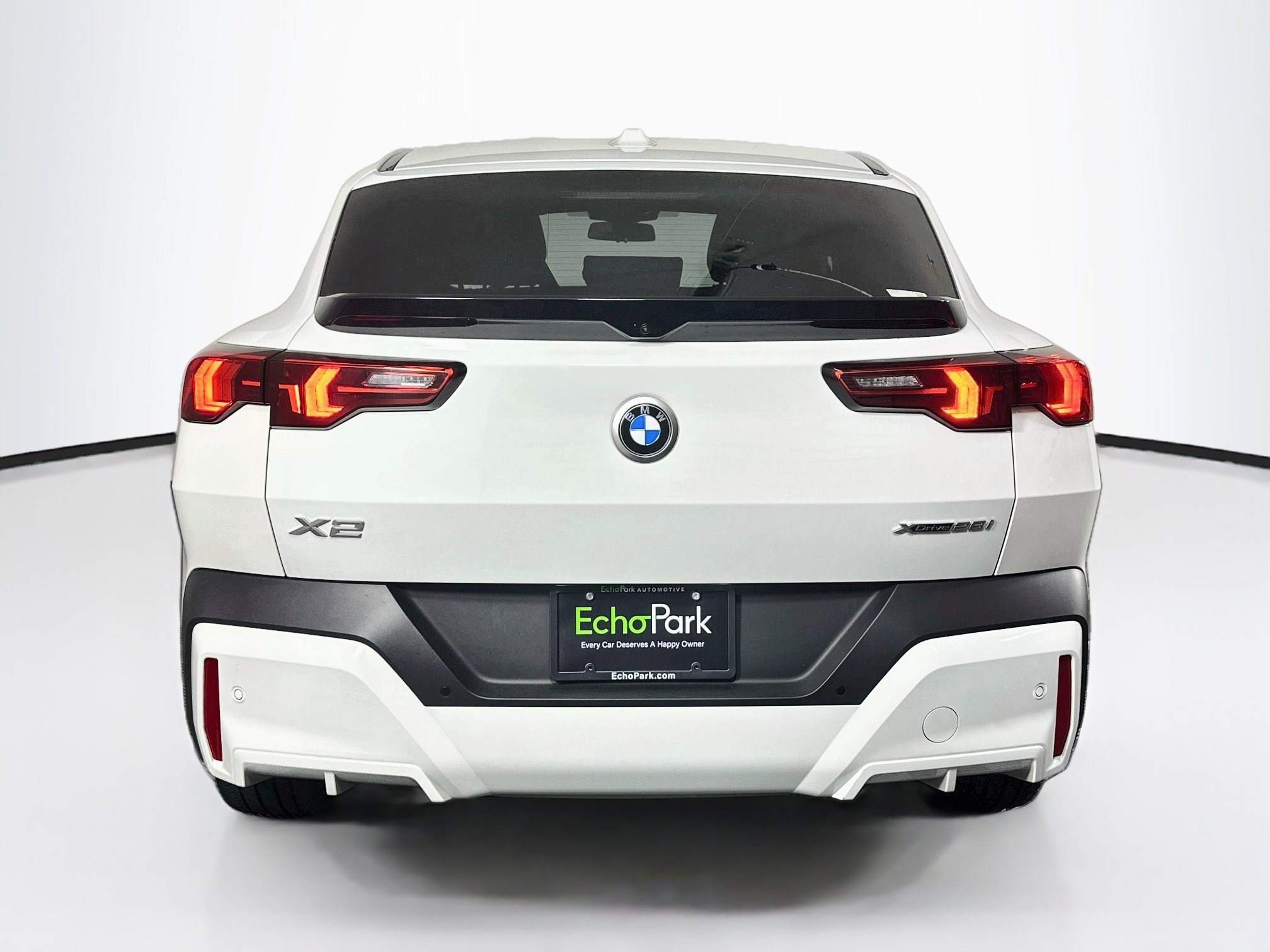 Used 2026 BMW X2 xDrive28i AWD/4WD image 7