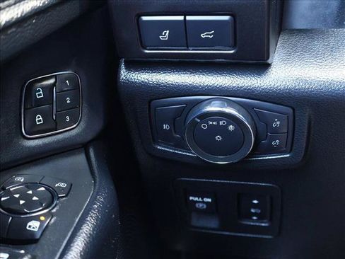 Used 2021 Ford Expedition Max Limited AWD/4WD image 17