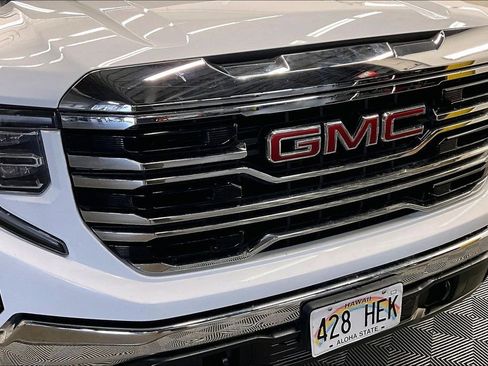Used 2024 GMC Sierra 1500 SLT AWD/4WD image 29