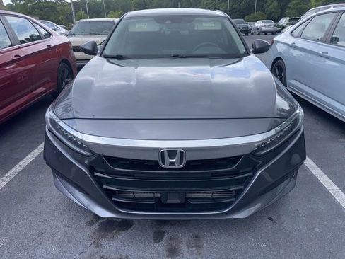 Used 2018 Honda Accord Touring image 5