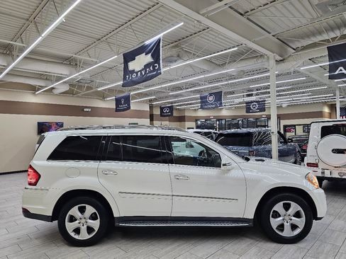 Used 2011 Mercedes-Benz GL 450 4MATIC image 6