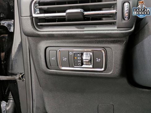 Used 2024 Lincoln Corsair AWD w/ Equipment Group 101A image 25