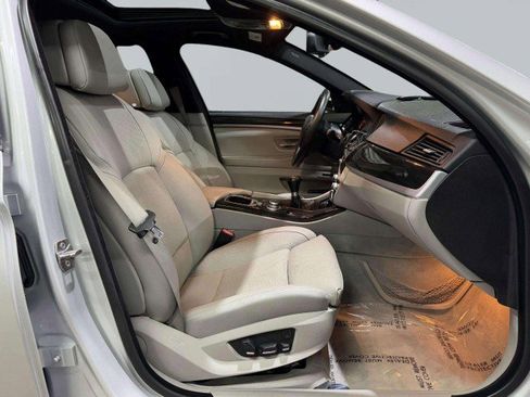 Used 2013 BMW 550i Sedan image 76