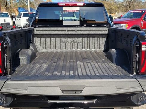 New 2026 GMC Sierra 2500 Denali w/ Denali Reserve Package AWD/4WD image 9