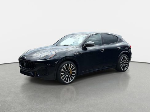 Used 2023 Maserati Grecale Modena AWD/4WD image 7