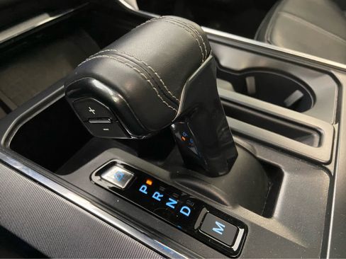 Used 2022 Ford F150 Platinum image 47