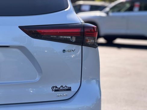 New 2026 Toyota Highlander XLE AWD/4WD image 10
