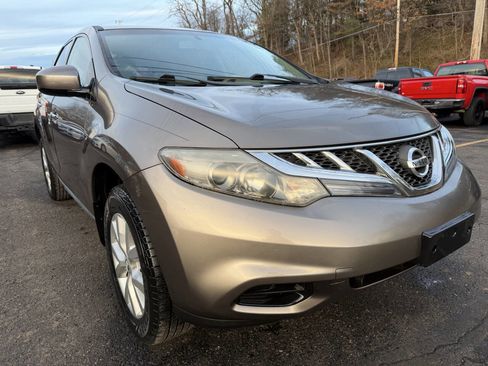 Used 2011 Nissan Murano S image 10