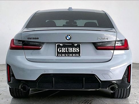 Used 2025 BMW 330i Sedan w/ M Sport Package image 6