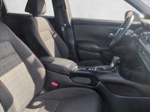 Used 2025 Honda HR-V Sport image 19
