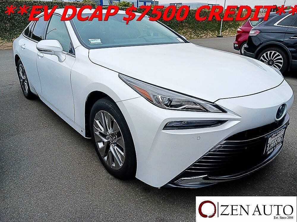 Used 2021 Toyota Mirai w/ Advanced Technology Package RWD image 1