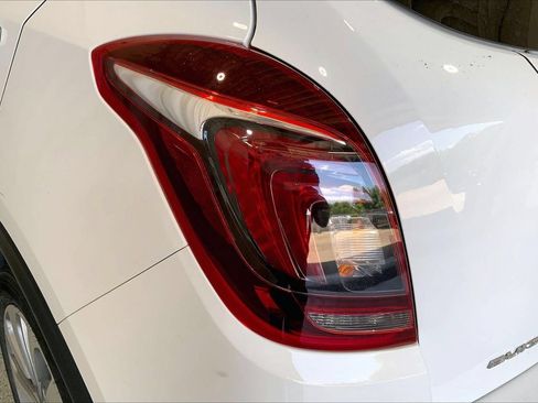 Used 2018 Buick Encore Preferred FWD image 13