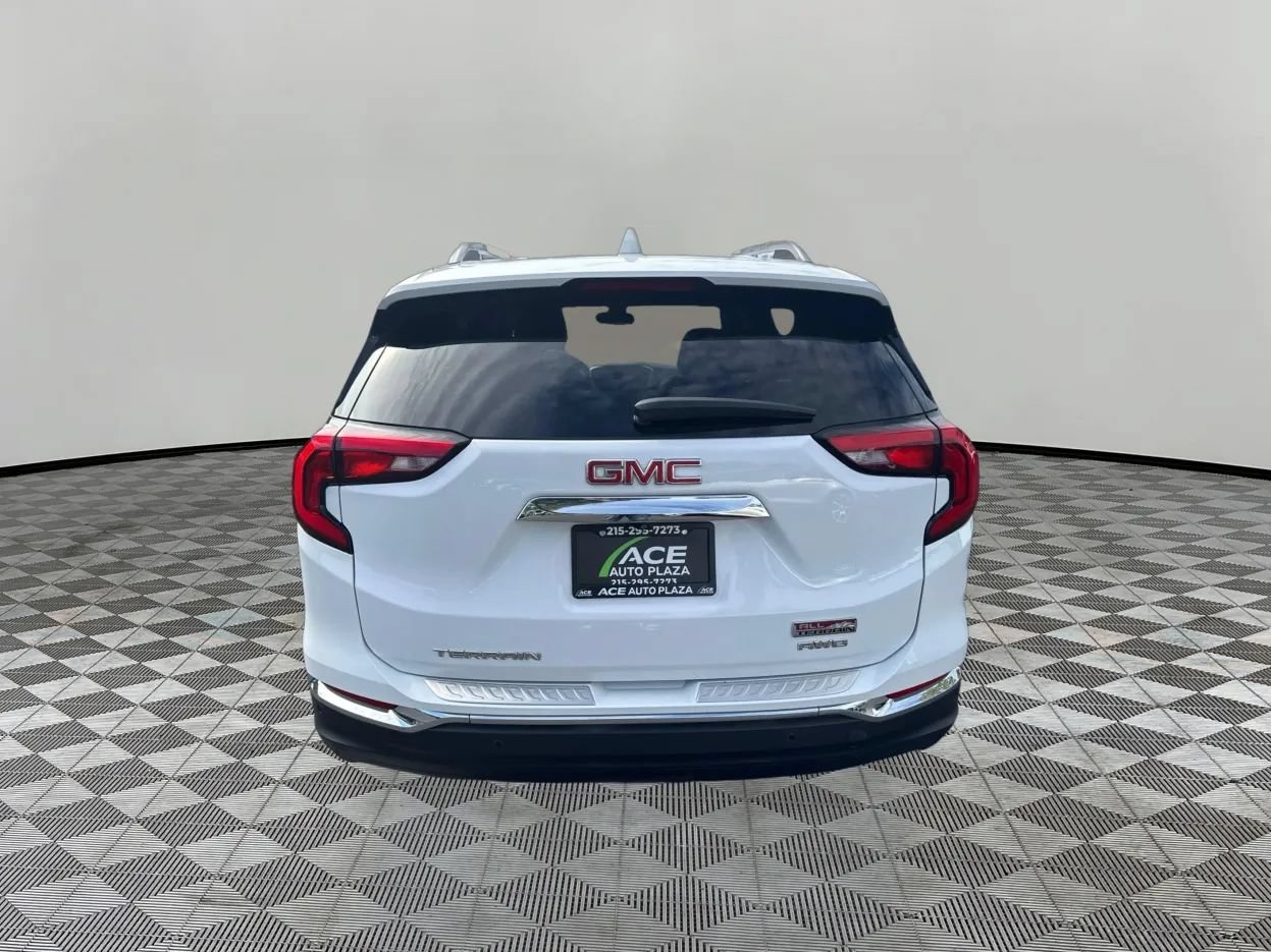Used 2021 GMC Terrain SLT w/ Infotainment Package II AWD/4WD image 6