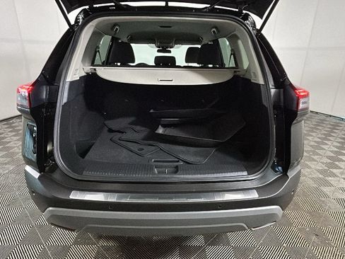 Used 2023 Nissan Rogue FWD image 32