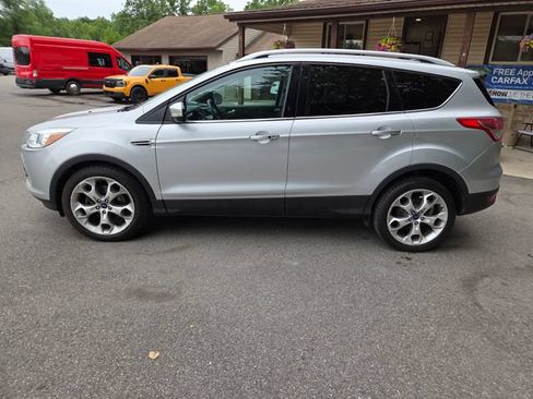 Used 2014 Ford Escape Titanium FWD image 3
