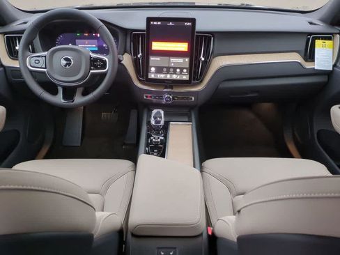 Used 2026 Volvo XC60 B5 Plus w/ Protection Package Premier AWD/4WD image 14