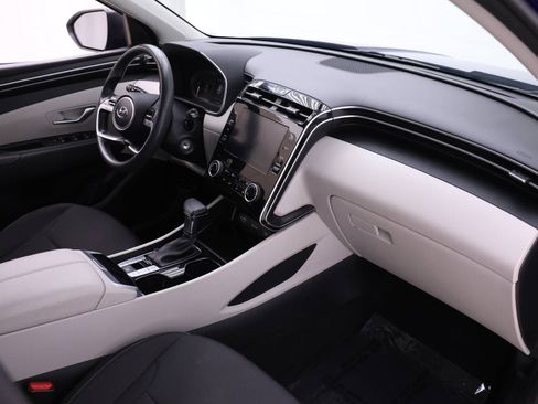 Used 2022 Hyundai Tucson SE w/ Cargo Package image 16