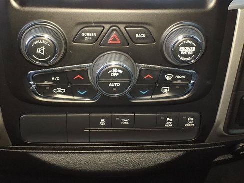 Used 2017 RAM 1500 Big Horn image 7
