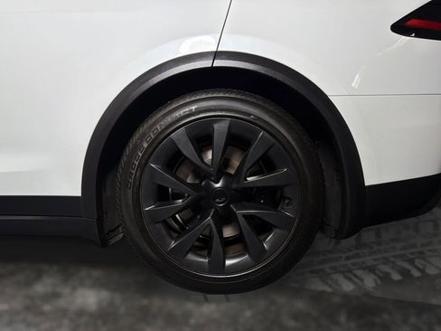 Used 2023 Tesla Model X AWD/4WD image 23