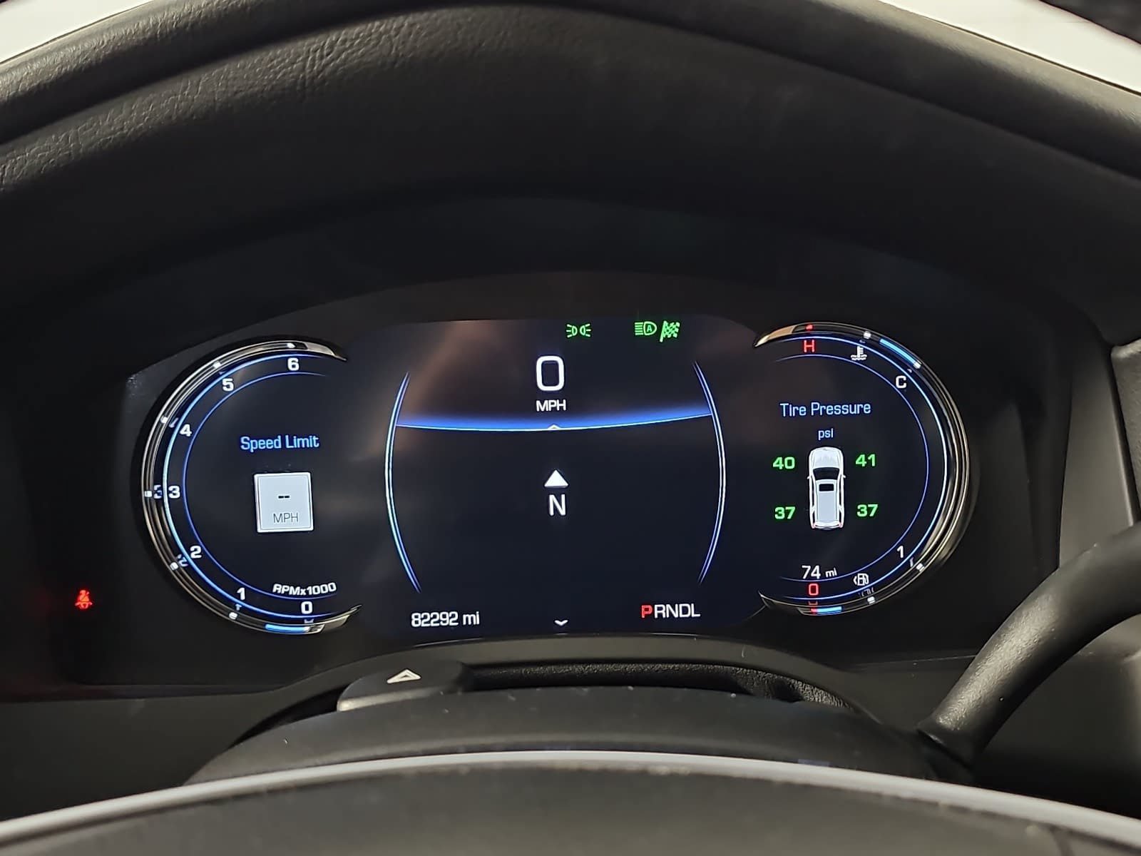 Used 2019 Cadillac Escalade Luxury AWD/4WD image 19