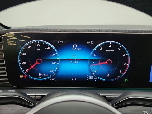 Used 2020 Mercedes-Benz GLE 350 4MATIC image 10