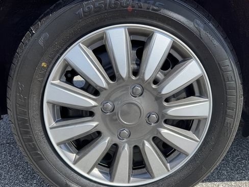 Used 2006 Hyundai Elantra GLS FWD image 43