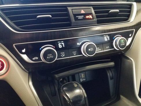 Used 2018 Honda Accord EX-L image 7