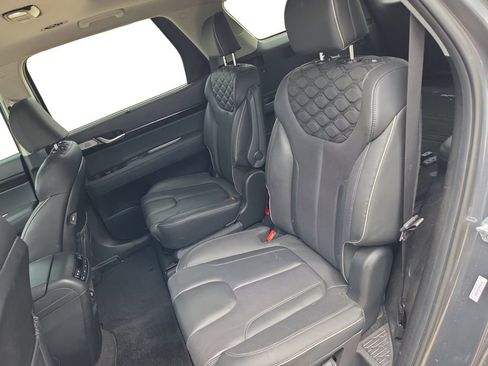 Used 2022 Hyundai Palisade Limited FWD image 13