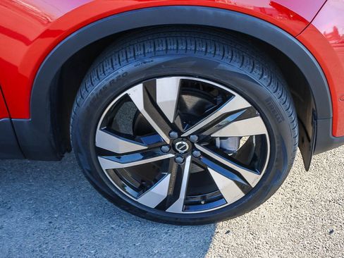 Used 2023 Volvo XC40 B5 Ultimate w/ Protection Package Premier image 15