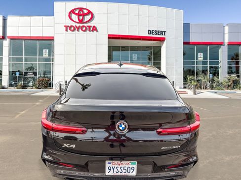 Used 2021 BMW X4 xDrive30i w/ M Sport Package AWD/4WD image 6