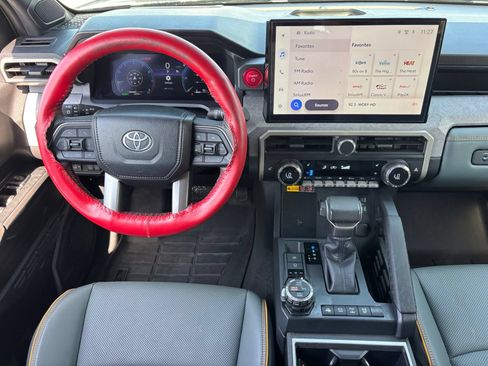 Used 2024 Toyota Tacoma 4x4 Double Cab Hybrid image 18