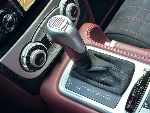 Used 2005 Mercedes-Benz SLR image 24