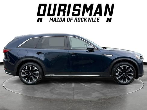 Used 2024 MAZDA CX-90 Plug-In Hybrid w/ Premium Pkg image 5