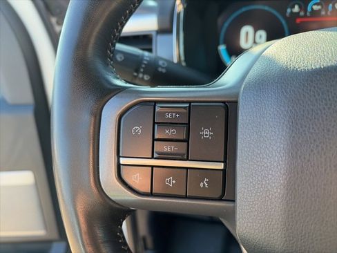 Used 2022 Ford F150 Lariat w/ Max Trailer Tow Package image 19