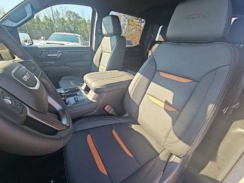 New 2026 GMC Sierra 1500 AT4 w/ Technology Package AWD/4WD image 12