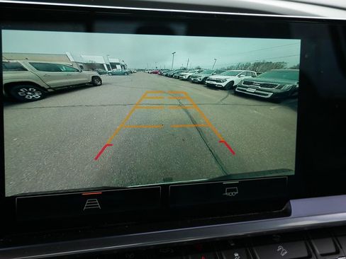 Used 2023 GMC Sierra 1500 SLT w/ SLT Premium Package image 27