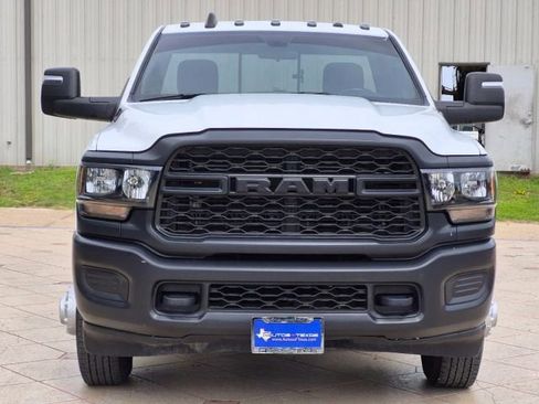 Used 2024 RAM 3500 Tradesman AWD/4WD image 2