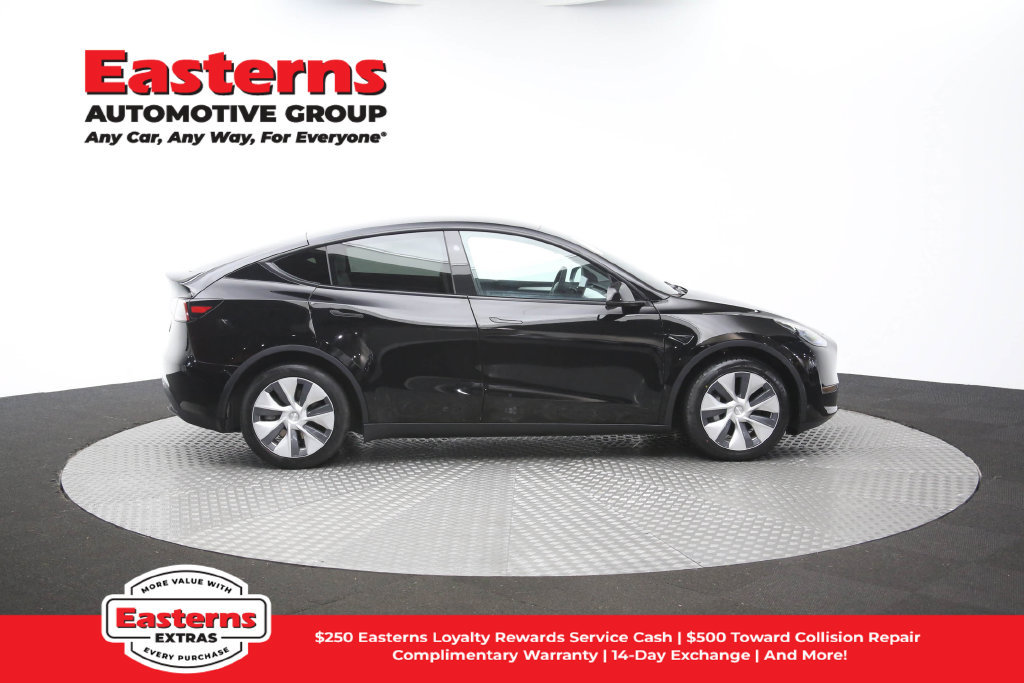Used 2023 Tesla Model Y Long Range AWD/4WD image 44