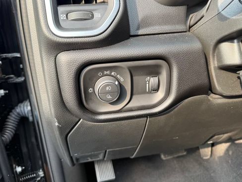 Used 2026 RAM 2500 Big Horn AWD/4WD image 22