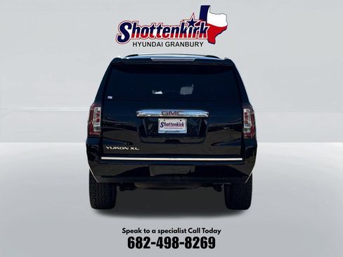 Used 2019 GMC Yukon XL Denali w/ Open Road Package AWD/4WD image 7